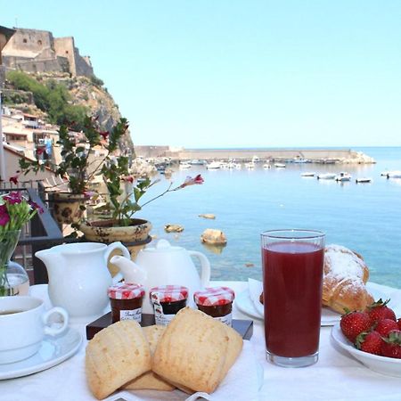 Hôtel Principe Di Scilla Extérieur photo